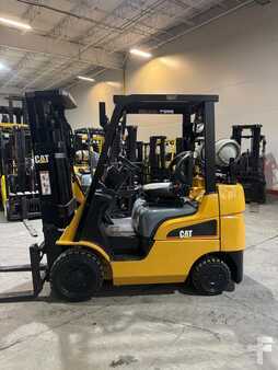 Propane Forklifts 2021  CAT Lift Trucks fgc25n (1)