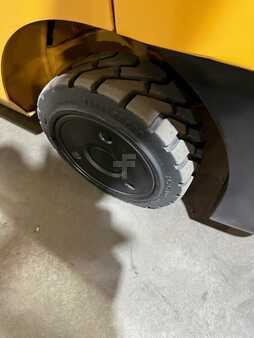 Propane Forklifts 2022  CAT Lift Trucks c6000 (8)