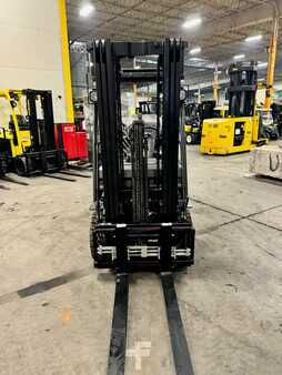 Propane Forklifts 2021  Toyota  (2)