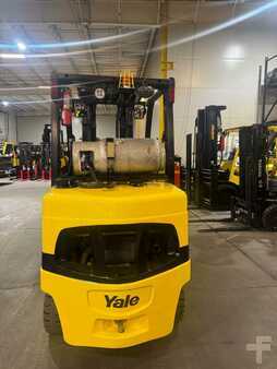 Propane Forklifts 2019  Yale glc080 (4)