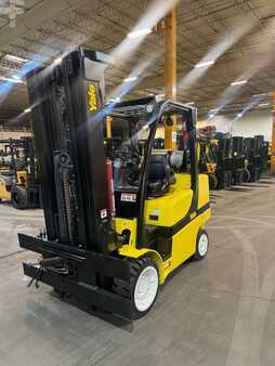 Propane Forklifts 2019  Yale glc080 (9)