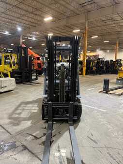 Propane Forklifts 2021  Toyota  (3)