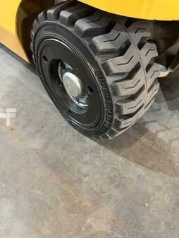 Propane Forklifts 2023  CAT Lift Trucks gc55k (14)