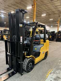 Propane Forklifts - CAT Lift Trucks 2c8000 (2)