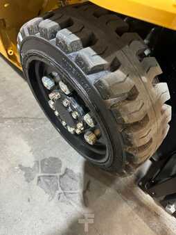 Propane Forklifts 2021  CAT Lift Trucks fgc25n (12)