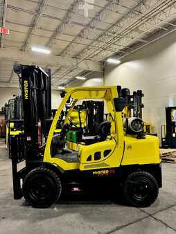 Propane Forklifts 2018  Hyster h80ft (1)