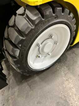 4-Wheel Electric 2021  Yale  (10)