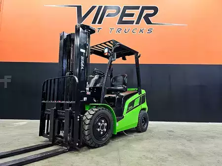 Montacargas Eléctrico (4 ruedas) 2026  Viper fb30 (5)