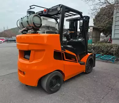 Montacargas GLP 2026  Viper fy70c (4)