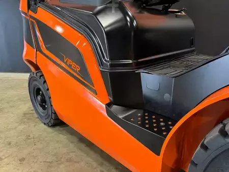 Montacargas Eléctrico (4 ruedas) 2025  Viper fb25f (22)