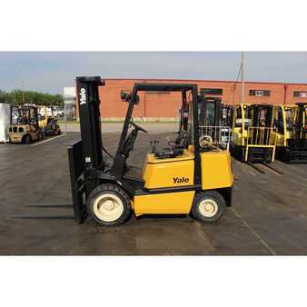 Propane Forklifts 2003  Yale  (1)