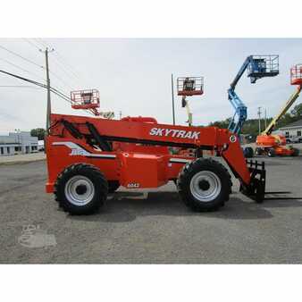 Telehandler Fixed 2005  SkyTrak 1044c-54 (2)