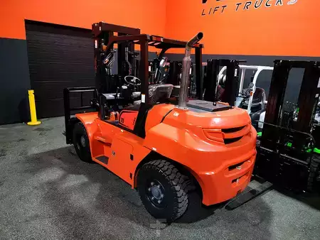 Diesel Forklifts 2026  Viper fd70 (9)