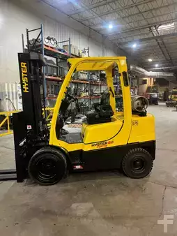 Propane Forklifts 2020  Hyster h60ft (1)