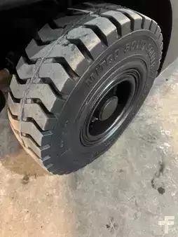 Propane Forklifts 2020  Hyster h60ft (13)