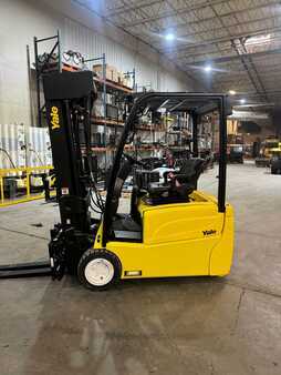 4-Wheel Electric 2022  Yale  (1)