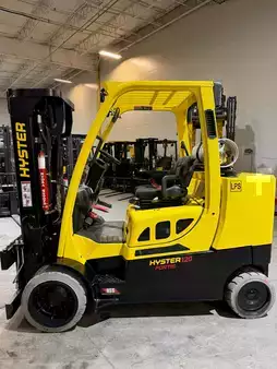Montacargas GLP 2022  Hyster s120fts (1)