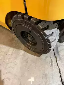 Propane Forklifts 2021  CAT Lift Trucks gc40k (10)