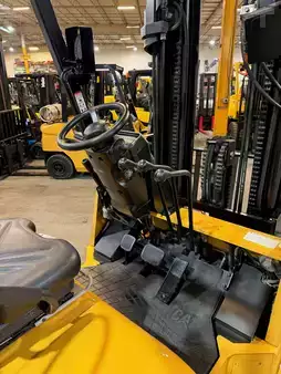 Propane Forklifts 2021  CAT Lift Trucks gc40k (7)