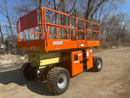 Rough Terrain Forklifts 2018  JLG 330lrt (7)