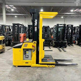 4-Wheel Electric 2021  Yale os030ef (1)