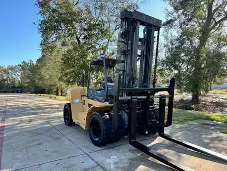 Montacargas diésel 2009  CAT Lift Trucks p33000 (3)