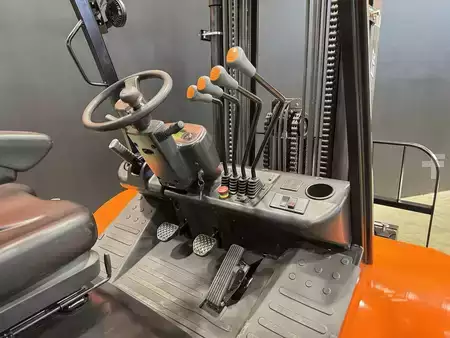 Diesel Forklifts 2026  Viper rtd35f-4 (15)