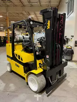 Montacargas GLP 2022  Yale glc120 (5)