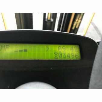 Propane Forklifts 2011  Hyster h50ft (2)