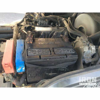 Propane Forklifts 2005  Nissan  (5)