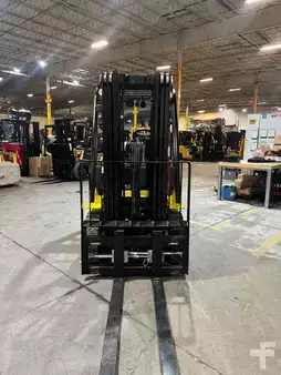 Montacargas GLP 2021  Yale  (3)