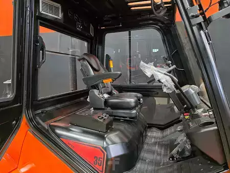 Montacargas diésel 2026  Viper rtd35f-4 (11)