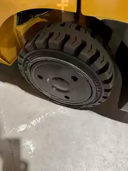 Propane Forklifts 2023  CAT Lift Trucks fgc30n4 (10)