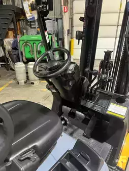 Montacargas GLP 2021  CAT Lift Trucks fgc25n (7)