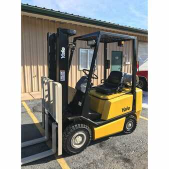 Propane Forklifts 2002  Yale glp040afnuaf084 (3)