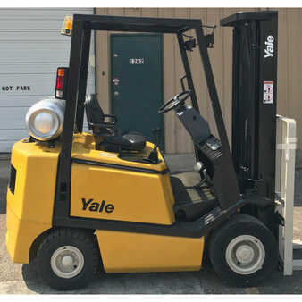 Propane Forklifts 2000  Yale glp040afnuaf084 (2)
