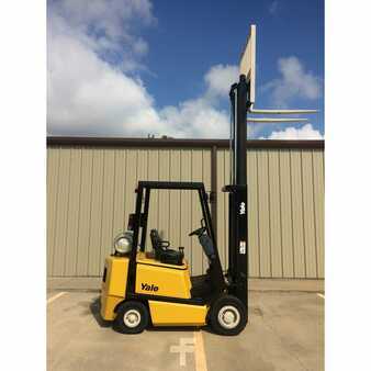 Propane Forklifts 2003  Yale glp040afnuaf084 (3)