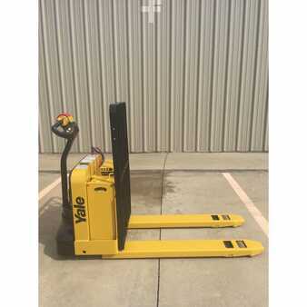 Electric Pallet Jacks 2008  Yale mpw050 (5)