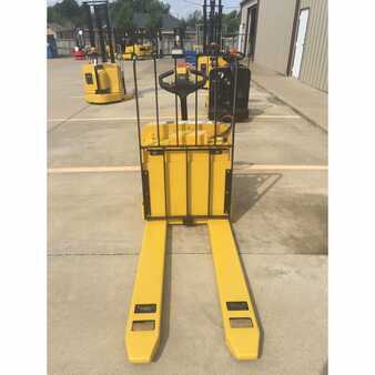 Electric Pallet Jacks 2008  Yale mpw050 (6)