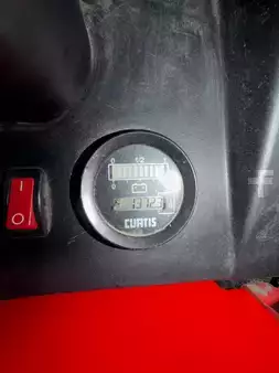 Montacargas Eléctrico (4 ruedas) 2015  Raymond rss40 (6)