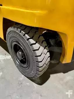 Propane Forklifts 2014  CAT Lift Trucks p11000 (10)