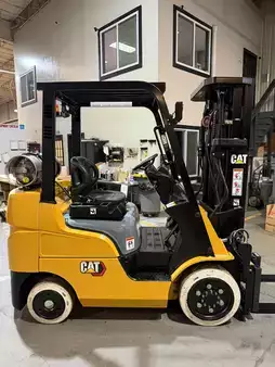 Propane Forklifts 2023  CAT Lift Trucks fgc25n (5)