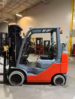 Propane Forklifts 2020  Toyota  (1)