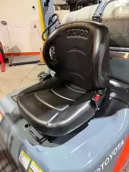 Propane Forklifts 2020  Toyota  (7)