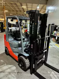 Propane Forklifts 2016  Toyota 8fgcu30 (6)