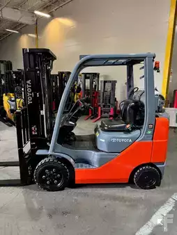 Propane Forklifts 2020  Toyota  (1)