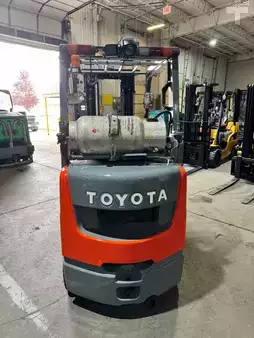 Propane Forklifts 2020  Toyota  (3)