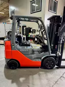 Propane Forklifts 2020  Toyota  (5)