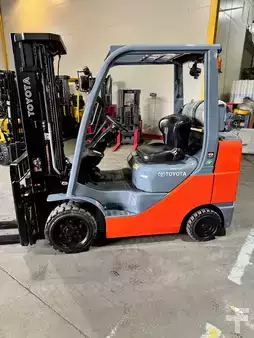 Propane Forklifts 2016  Toyota 8fgcu30 (3)