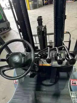 Propane Forklifts 2016  Toyota 8fgcu30 (8)